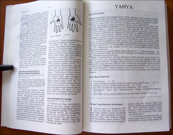 Berkas:Tmv 1987 yohanes1 besar.jpg